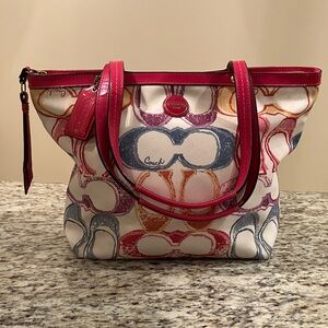 Coach City Tote Rainbow Signature Canvas Pink Patent Leather Hangtag
